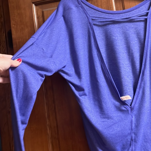 Purple Lucy backless workout top - Picture 4 of 4